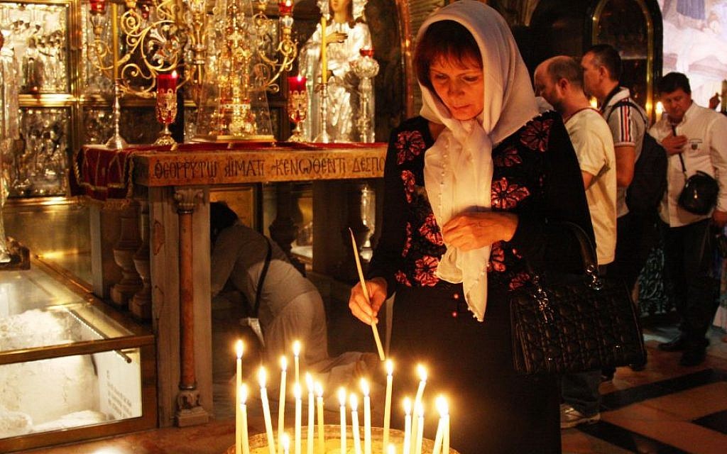 Inside the Church of the Holy Sepulchre, originally built by Crusaders in 1149. (Shmuel Bar-Am)