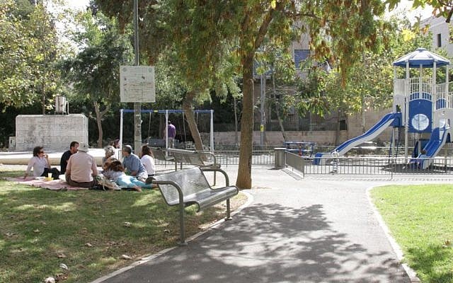 The site of the former pushke factory in Jerusalem's Bak'a neighborhood. (Shmuel Bar-Am)