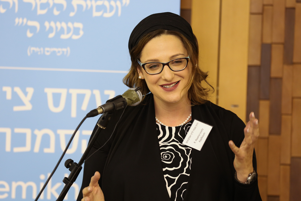 Rabbi Naama Levitz Applbaum speaks at her ordination ceremony in Jerusalem on June 7, 2016. (Naama Marinberg) Rabbi Naama Levitz Applbaum speaks at her ordination ceremony in Jerusalem on June 7, 2016. (Naama Marinberg)