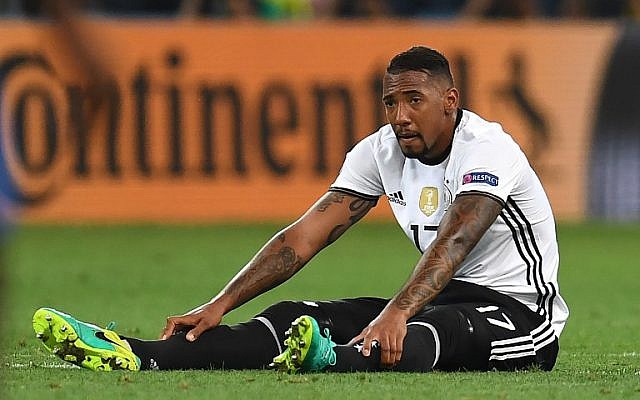 Germany's defender Jerome Boateng sits on the pitch during the Euro 2016 semi-final football match between Germany and France at the Stade Velodrome in Marseille on July 7, 2016. (AFP PHOTO/PATRIK STOLLARZ) Germany's defender Jerome Boateng sits on the pitch during the Euro 2016 semi-final football match between Germany and France at the Stade Velodrome in Marseille on July 7, 2016. (AFP PHOTO/PATRIK STOLLARZ)