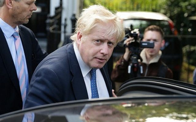 British Foreign Secretary Boris Johnson gets into a car as he leaves his home in London on July 15, 2016. (AFP PHOTO / DANIEL LEAL-OLIVAS) British Foreign Secretary Boris Johnson gets into a car as he leaves his home in London on July 15, 2016. (AFP PHOTO / DANIEL LEAL-OLIVAS)