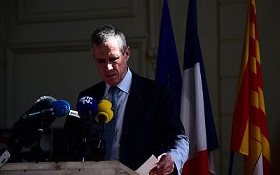 French anti-terrorism prosecutor Francois Molins delivers a press conference at the courthouse of Nice on July 15, 2016, a day after a gunman smashed a truck into a crowd of revellers celebrating Bastille Day, killing at least 84 people. (AFP PHOTO/GIUSEPPE CACACE)
