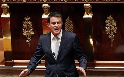 French Prime Minister Manuel Valls during a debate aiming at extending the country's state of emergency for a fourth time at the French National Assembly in Paris on July 19, 2016. (AFP Photo/Francois Guillot)