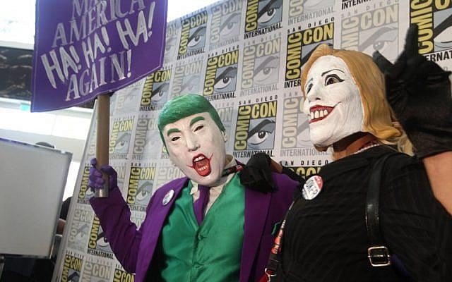 Nick Mollberg plays Donald Trump and Auburn Rutledge plays Hillary Clinton during Comic-Con International 2016 in San Diego, California, July 22, 2016. (AFP /Bill Wechter)