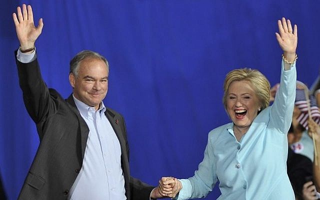 US Democratic Presidential candidate Hillary Clinton and her running mate US Senator Tim Kaine greet supporters at a campaign rally at Florida International University in Miami on July 23, 2016. (AFP / Gaston De Cardenas)