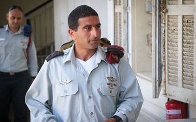 Col. Yariv Ben Ezra, the outgoing commander of the Hebron Brigade, arrives to the military court in Jaffa on July 06, 2016, to testify in the case against Elior Azaria (Flash90)