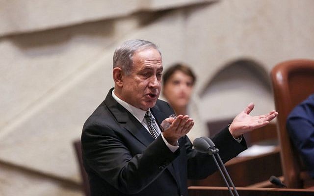 Prime Minister Benjamin Netanyahu addresses the Knesset during Question Time, July 18, 2016. (Hadas Parush/Flash90)