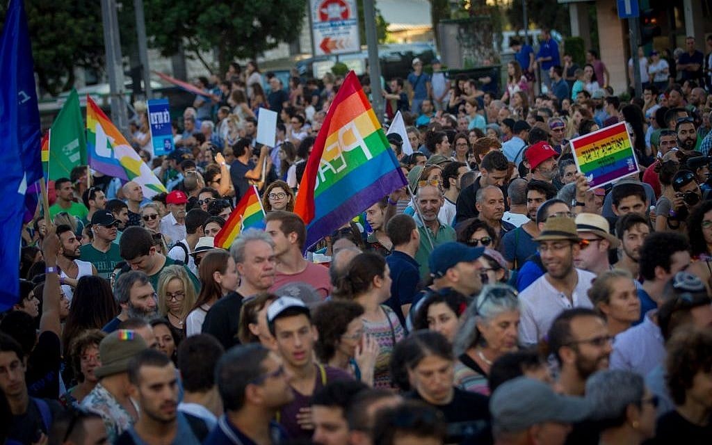 More than 25,000 march in the annual Gay Pride parade in central Jerusalem, under heavy security on July 21, 2016. (Miriam Alster/Flash90) More than 25,000 march in the annual Gay Pride parade in central Jerusalem, under heavy security on July 21, 2016. (Miriam Alster/Flash90)