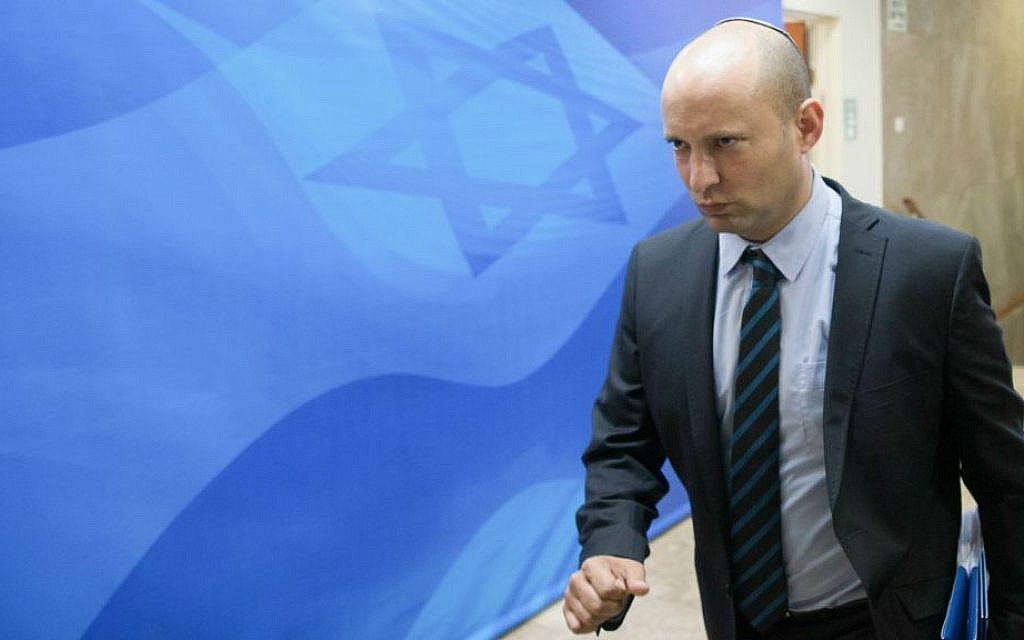 Education Minister Naftali Bennett arrives at the weekly cabinet meeting at the Prime Minister's Office in Jerusalem on July 31, 2016. (Ohad Zwigenberg/Pool/Flash90)