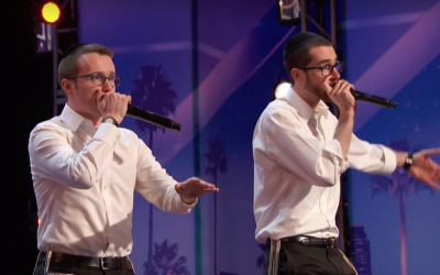 Ilan Swartz-Brownstein and Josh Leviton perform on the 'America's Got Talent' television show. (Screen capture: YouTube)