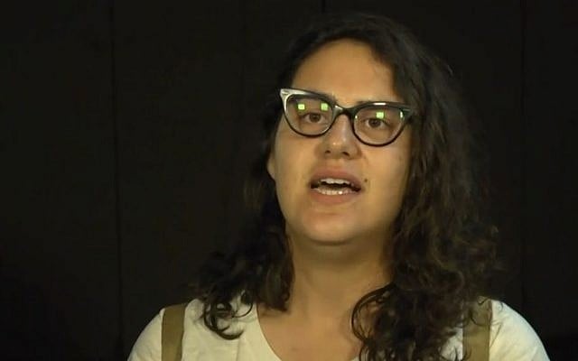 Tair Kaminer, a 19-year-old Israeli woman who spent more than five months in military prison for refusing to enlist, after her release on July 18, 2016. (screen capture: Ynet) Tair Kaminer, a 19-year-old Israeli woman who spent more than five months in military prison for refusing to enlist, after her release on July 18, 2016. (screen capture: Ynet)