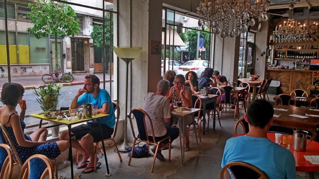 The shabby-chic charms of Zakaim, Tel Aviv's latest vegan bistro (Courtesy Zakaim)