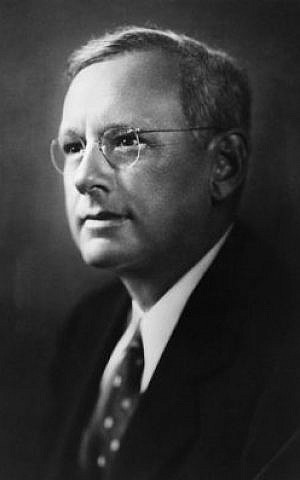 Kansas Governor Alf Landon lost to Franklin Roosevelt in the 1936 election. (Wikimedia Commons)