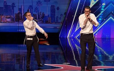 Ilan Swartz-Brownstein and Josh Leviton perform on the 'America's Got Talent' television show. (YouTube/America's Got Talent)