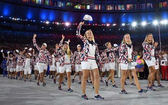 Members of the Norway delegation wave during the opening ceremony of the Rio 2016 Olympic Games at the Maracana stadium in Rio de Janeiro on August 5, 2016. (AFP PHOTO / Leon NEAL) Members of the Norway delegation wave during the opening ceremony of the Rio 2016 Olympic Games at the Maracana stadium in Rio de Janeiro on August 5, 2016. (AFP PHOTO / Leon NEAL)