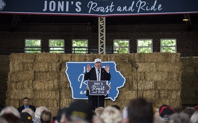 Republican presidential nominee Donald Trump speaks at the 2nd annual Joni Ernst Roast and Ride event on August 27, 2016 in Des Moines, Iowa. (Stephen Maturen/Getty Images/AFP) Republican presidential nominee Donald Trump speaks at the 2nd annual Joni Ernst Roast and Ride event on August 27, 2016 in Des Moines, Iowa. (Stephen Maturen/Getty Images/AFP)