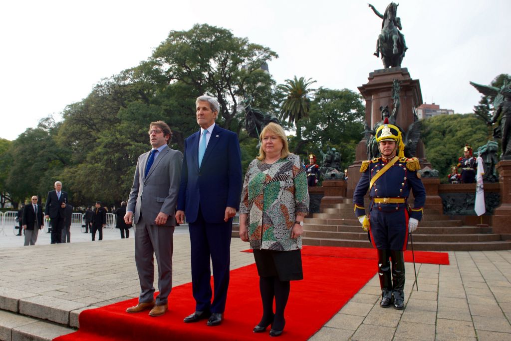 US Secretary of State John Kerry (center), stands with Argentine Foreign Minister Susana Malcorra (right), and Secretary General of Buenos Aires Fernando Strafe (left) at San Martin Plaza in Buenos Aires, Argentina, on August 4, 2016. (US State Department) US Secretary of State John Kerry (center), stands with Argentine Foreign Minister Susana Malcorra (right), and Secretary General of Buenos Aires Fernando Strafe (left) at San Martin Plaza in Buenos Aires, Argentina, on August 4, 2016. (US State Department)