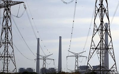 An Israel Electric Corporation power plant situated on the Mediterranean coast in Hadera, Israel. (Yossi Zamir/Flash90) 
