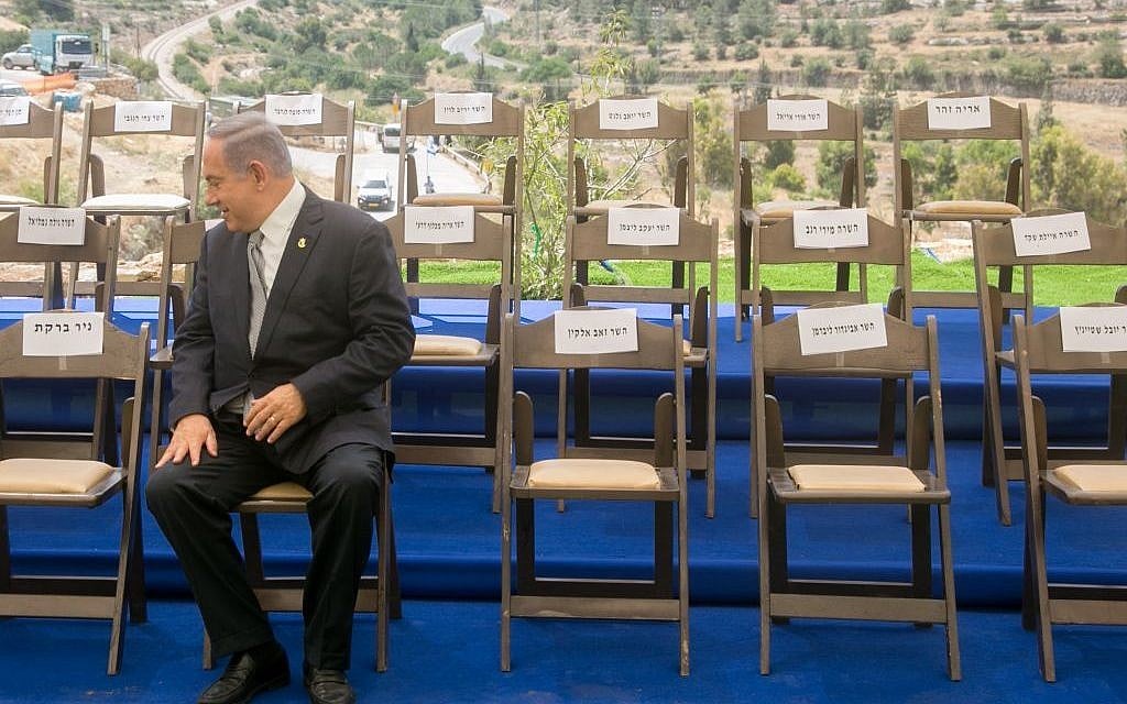Prime Minister Benjamin Netanyahu waiting for government ministers to join him before a special cabinet meeting for Jerusalem Day in Jerusalem, June 2, 2016. (Marc Israel Sellem/Pool) Prime Minister Benjamin Netanyahu waiting for government ministers to join him before a special cabinet meeting for Jerusalem Day in Jerusalem, June 2, 2016. (Marc Israel Sellem/Pool)