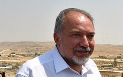 Defense Minister Avigdor Liberman tours Bedouin villages in the Negev, southern Israel, on August 29, 2016 (Ariel Hermoni/Defense Ministry)