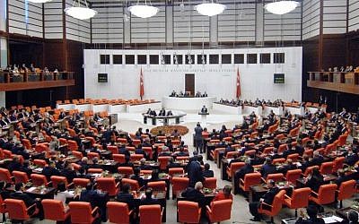 The Turkish parliament in June 2015 (Public domain/Wikipedia)