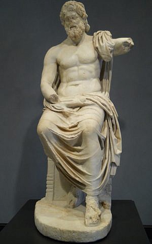 A statue of Zeus at the Getty Villa in Los Angeles, dating from the first century CE (Wikimedia Commons, Sdwelch1031, CC BY 3.0)