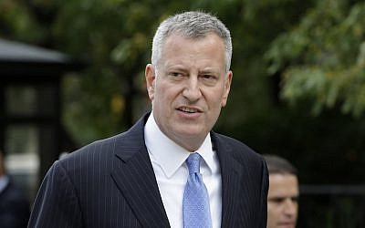 New York City Mayor Bill de Blasio at City Hall, Sept. 21, 2015. (Seth Wenig/AP)