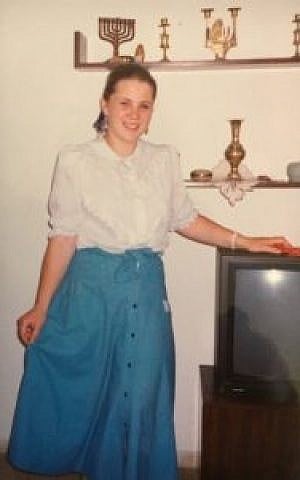 MK Ksenia Svetlova at age 13 on her way to her Jerusalem religious girls school (courtesy)