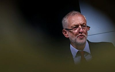 UK Labour Party Leader Jeremy Corbyn delivers a speech in central London, September 15, 2016.(AFP Photo/Adrian Dennis)