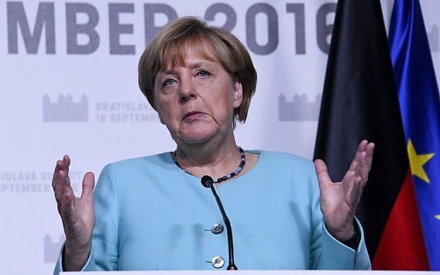German Chancellor Angela Merkel delivers a joint statement with the French President after the European Union Summit of 27 heads of state or government in Bratislava, Slovakia, on September 16, 2016. (AFP/Joe Klamar) German Chancellor Angela Merkel delivers a joint statement with the French President after the European Union Summit of 27 heads of state or government in Bratislava, Slovakia, on September 16, 2016. (AFP/Joe Klamar)