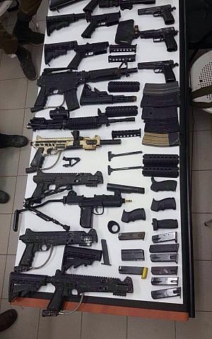 The pistols and gun components uncovered during an raid in the Palestinian city of Jenin in the northern West Bank on September 26, 2016. (IDF Spokesperson's Unit)
