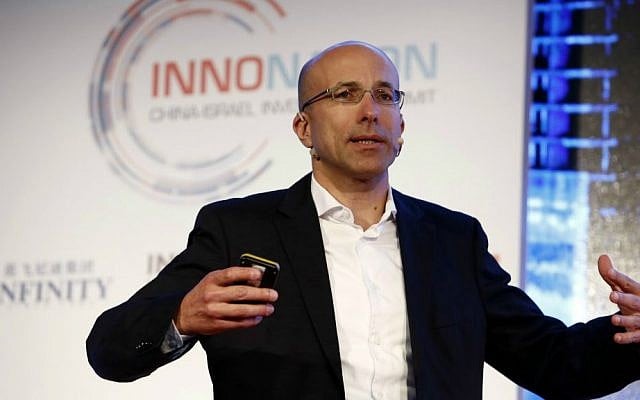 Adama's Chen Lichtenstein at the bi-national Israel-China Summit in Tel Aviv (Courtesy Koby Cantor)