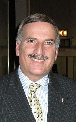 New York State Assemblyman David Weprin (Wikimedia Commons, CC BY-SA 3.0, Ronzoni)