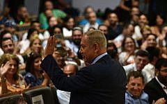 Israeli Prime Minister Benjamin Netanyahu, at a reception in the southern Israeli town of Netivot, September 15, 2016. (Kobi Gideon/GPO).