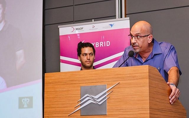 Fadi Swidan and Eitan Sella (left) at Hybrid's demo day in Tel Aviv (Courtesy)