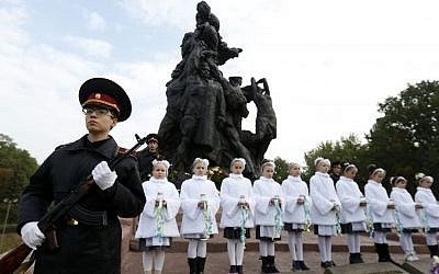 Kiev Cadets honor guard takes part in commemorative events at the Soviet monument to the victims of the  Babi Yar ravine in Kiev, Ukraine, September 29, 2016. (AP/Sergei Chuzavkov)