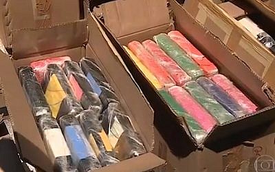 Hundreds of kilos of cocaine seized by Brazilian police in a drugs raid in Sao Paulo on September 23, 2016, in which an Israeli man was arrested. (screen capture: Ynet)
