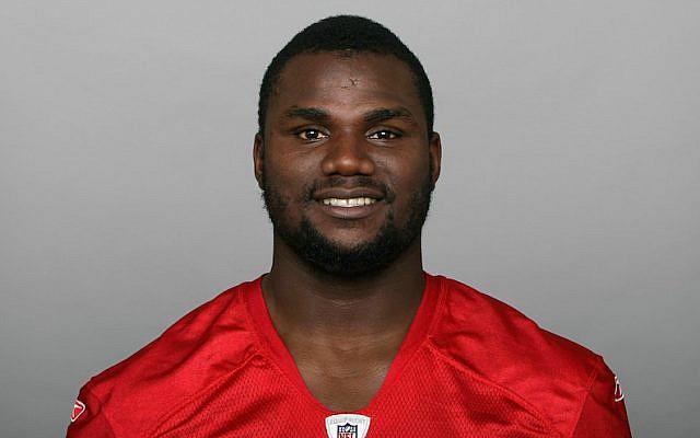 Khalif Mitchell in a 2010 photo, when he played for the San Francisco 49ers NFL football team. (AP Photo via Getty Images/JTA) Khalif Mitchell in a 2010 photo, when he played for the San Francisco 49ers NFL football team. (AP Photo via Getty Images/JTA)