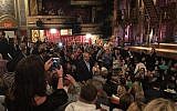 Prime Minister Benjamin Netanyahu spotted at the Richard Rodgers Theatre in New York to see popular musical 'Hamilton, September 24, 2016. (Mark Young/Twitter)