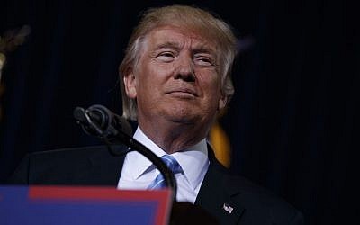Republican presidential candidate Donald Trump delivers an immigration policy speech during a campaign rally at the Phoenix Convention Center, Wednesday, August 31, 2016. (AP Photo/Evan Vucci)