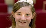 11 year-old Alma Deutscher poses for a photographer in the hallway of The Wiener Musikverein in Vienna on October 6, 2016. (AFP PHOTO / JOE KLAMAR)