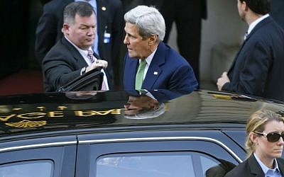 US Secretary of State John Kerry, top center, arrives on October 15, 2016 in Lausanne, Switzerland to meet with his Russian counterpart in a bid to ease the bloodshed in Syria. (AFP Photo/Fabrice Coffrini)