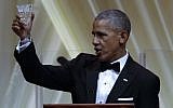 US President Barack Obama delivers a toast during the State Dinner with Italian Prime Minister Matteo Renzi at the White House in Washington on October 18, 2016. (Yuri Gripas/AFP)