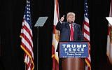 Republican presidential nominee Donald Trump gives a thumbs-up to supporters during a campaign stop in Tampa, Florida, on October 24, 2016. (AFP/Gregg Newton)