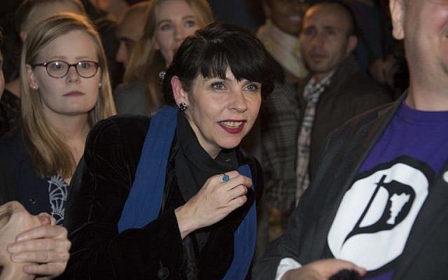 Politician and co-founder of Iceland's Pirate Party Birgitta Jonsdottir, center and fellow activists react as the election results are announced at their election gathering in Reykjavik, Iceland, October 25, 2016. (AFP/Halldor KOLBEINS) Politician and co-founder of Iceland's Pirate Party Birgitta Jonsdottir, center and fellow activists react as the election results are announced at their election gathering in Reykjavik, Iceland, October 25, 2016. (AFP/Halldor KOLBEINS)