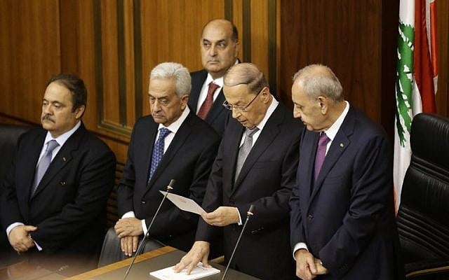 Newly elected Lebanese President Michel Aoun (C) takes an oath after he was elected at the Lebanese parliament in downtown Beirut on October 31, 2016. (AFP PHOTO / POOL / JOSEPH EID) Newly elected Lebanese President Michel Aoun (C) takes an oath after he was elected at the Lebanese parliament in downtown Beirut on October 31, 2016. (AFP PHOTO / POOL / JOSEPH EID)