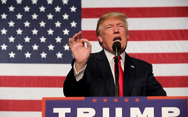 Republican presidential nominee Donald Trump addresses a campaign rally at the Jefferson County Fairgrounds in Golden, Colorado on October 29, 2016 (Chip Somodevilla/Getty Images/AFP)