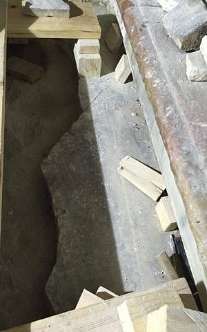 View of excavation cavity into the traditional burial place of Jesus, Church of the Holy Sepulchre, October 28, 2016 (ToI staff) View of excavation cavity into the traditional burial place of Jesus, Church of the Holy Sepulchre, October 28, 2016 (ToI staff)