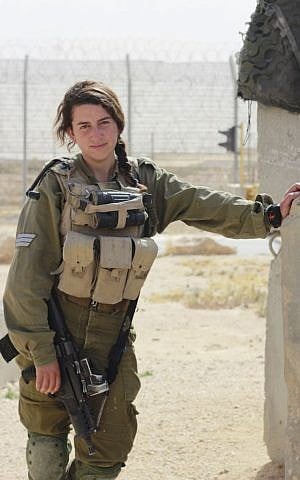 Sgt. Anna Zagoda, part of the IDF's mixed-gender Caracal Battalion that guards Israel's border with Egypt's Sinai Peninsula. (Judah Ari Gross/Times of Israel)