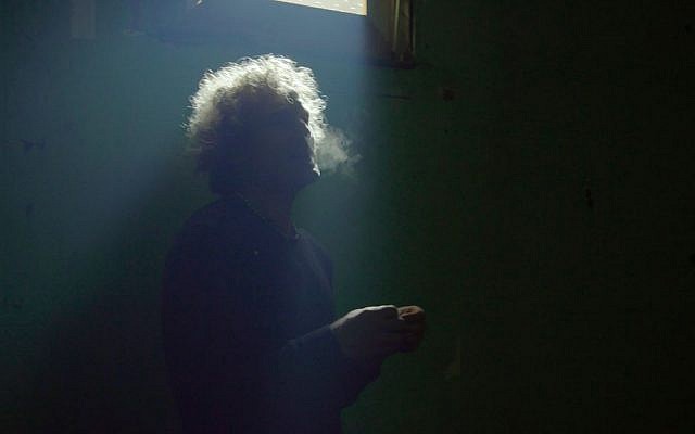 Theo Padnos reenacts his imprisonment by al-Qaeda in Syria (Nusra Front) in 'Theo Who Lived.' (Zeitgeist Films) Theo Padnos reenacts his imprisonment by al-Qaeda in Syria (Nusra Front) in 'Theo Who Lived.' (Zeitgeist Films)